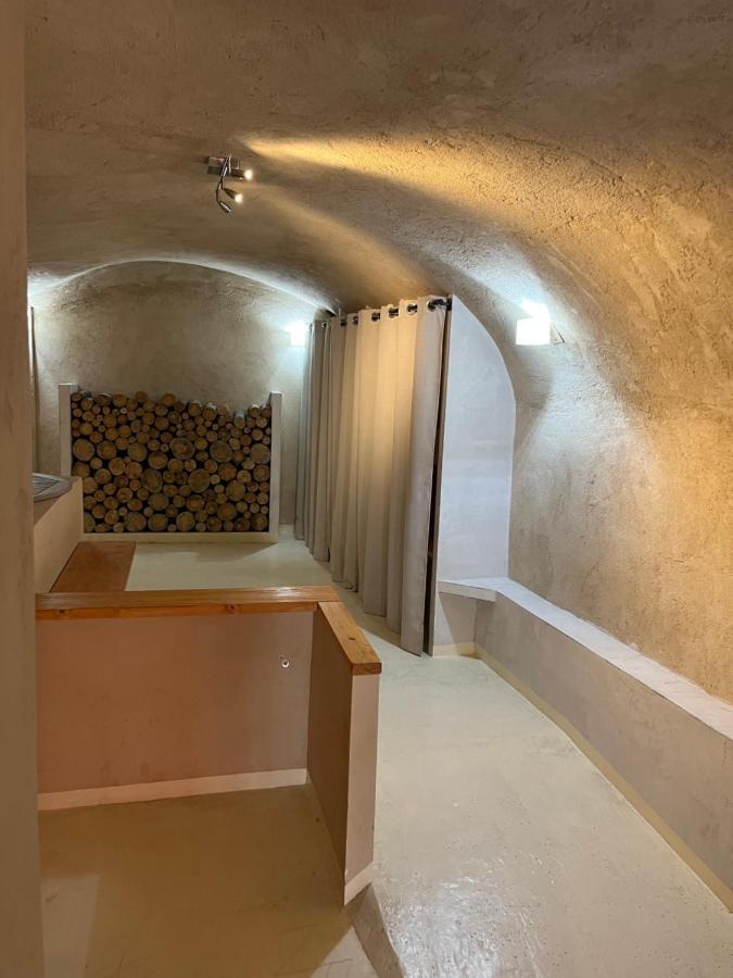 Suite "Chalet" Dans Maison De Village La Brigue Eksteriør bilde